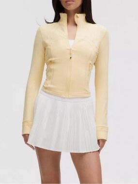 Lululemon CROPPED DEFINE JACKET BUTTERCREAM Size 10 NEW NWT SOLD OUT